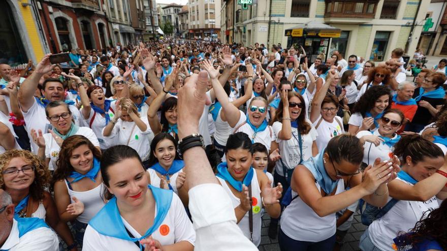 Comienzan las fiestas del Carmín de la Pola: estas son las opciones para ir sin coche