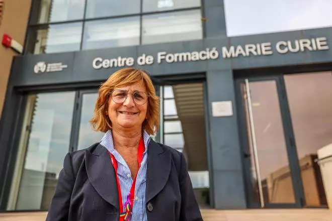 Amèlia Fabregà, directora del centro Marie Curie de Santa Coloma: "Empoderamos a mujeres para aumentar su autoestima"