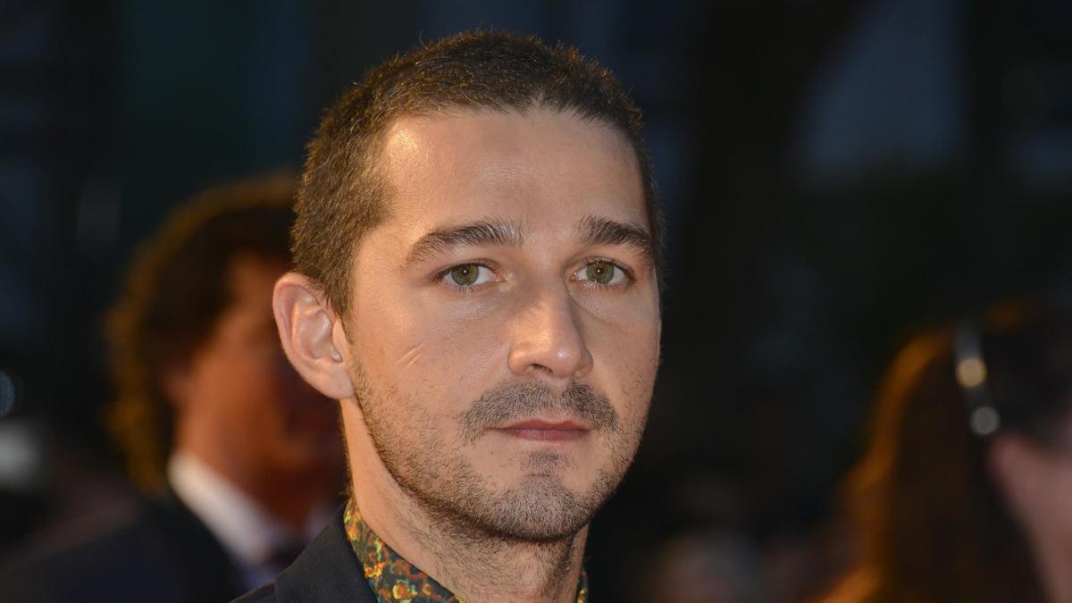 El actor Shia LaBeouf se declara culpable de agredir a dos hombres durante una pelea en un bar