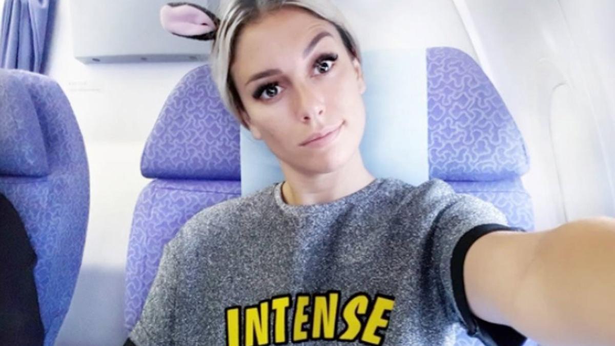 Blanca Suárez y la camiseta solidaria de Too Cloudy