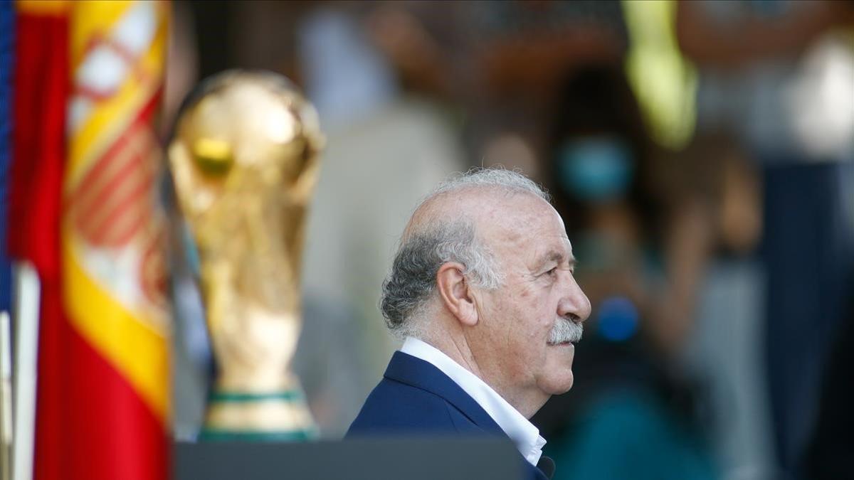 Del Bosque, en los actos conmemorativos del décimo aniversario del Mundial en la sede del CSD.