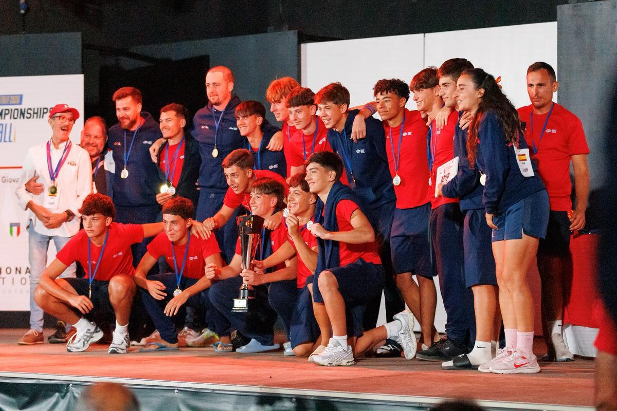 La Selección U17 Masculina de Flag Football, campeona de Europa.