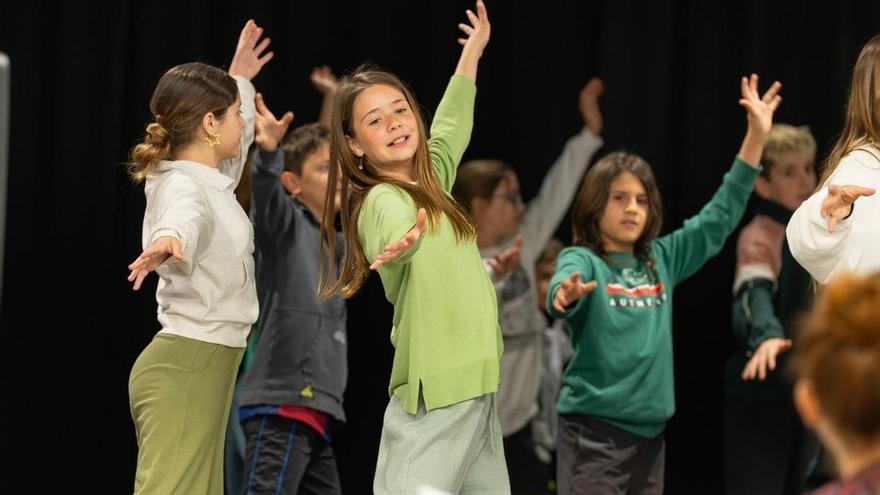 Una cinquantena d'alumnes de l'Escola de Fonollosa protagonitza aquest cap de setmana "El mag d’Oz"