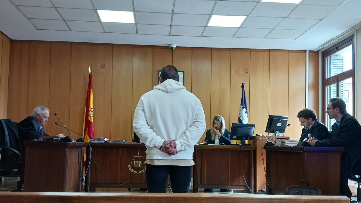 El acusado, durante la vista oral celebrada en Palma.