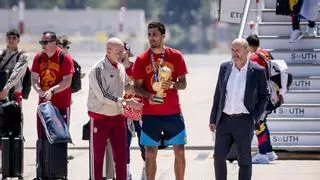 Celebración del Mundial en Madrid, en directo: se retrasan los actos y miles de aficionados ya esperan en Cibeles