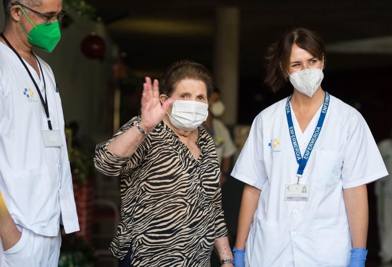 Doria Anatolia Ramos, de 84 años, primera vacunada de Tenerife