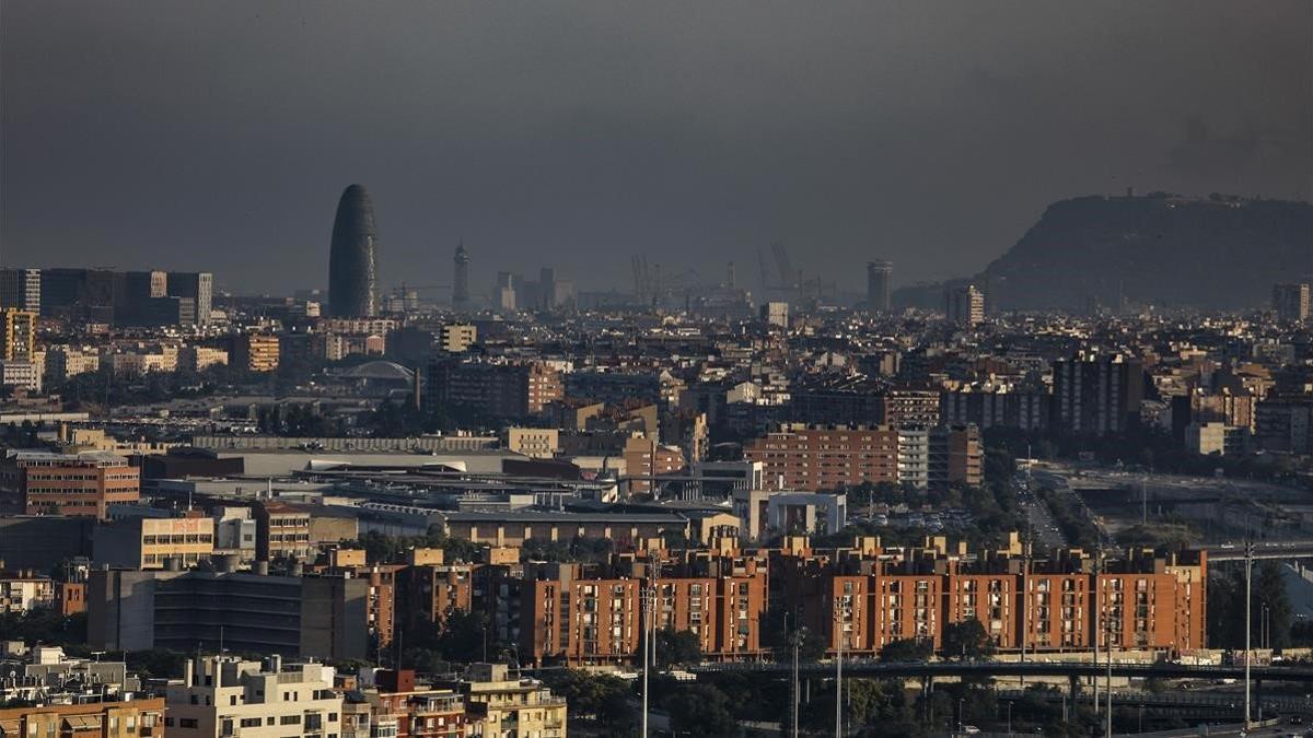 Alerta de contaminacion atmosferica en Barcelona