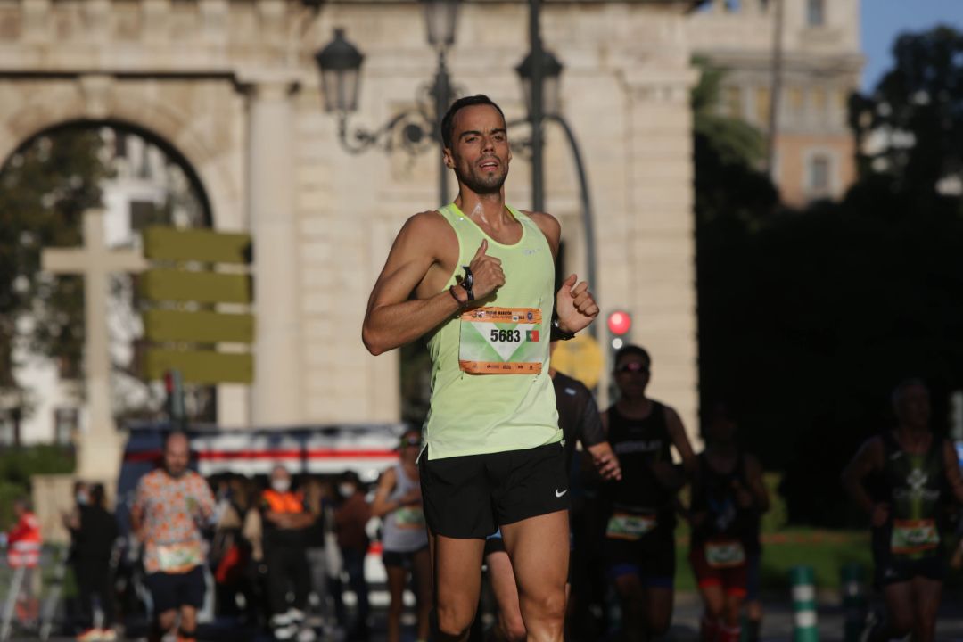 FOTOS | Búscate en el Medio Maratón Valencia 2021