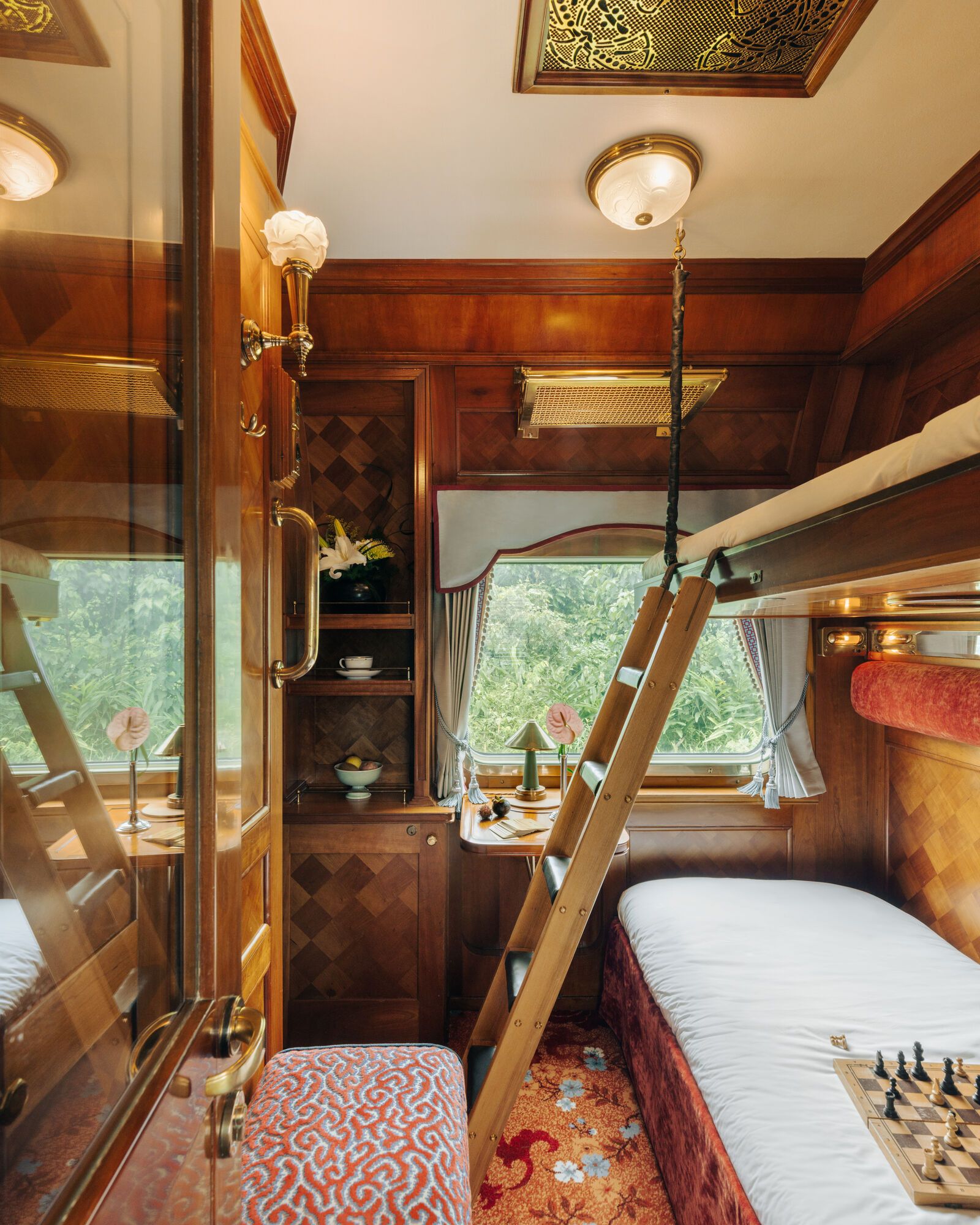 Así son las cabinas privadas del tren asiático