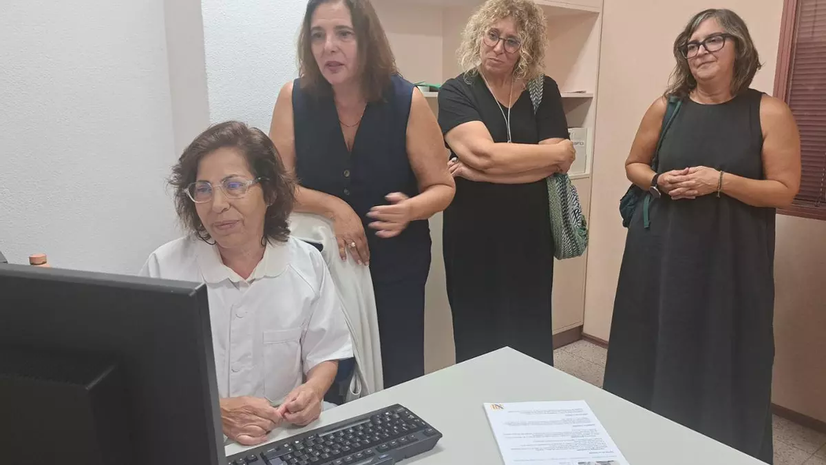 Salud pone en marcha las primeras videollamadas para atención en salud mental en Baleares
