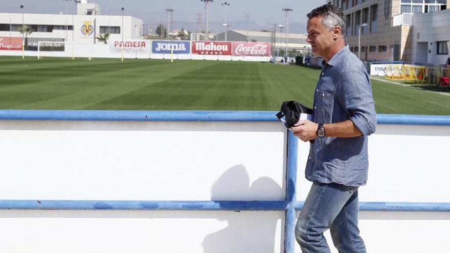 Escribá, a su salida este lunes de la Ciudad Deportiva del Vila-real.