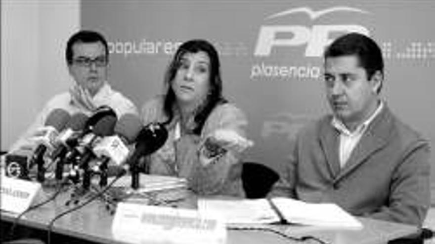 El PP ve electoralista la cita con Ibarra y pide reabrir el tren al norte