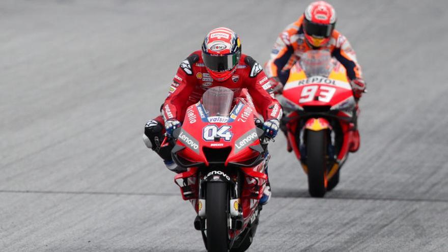 Dovizioso superó a Márquez en la última curva.