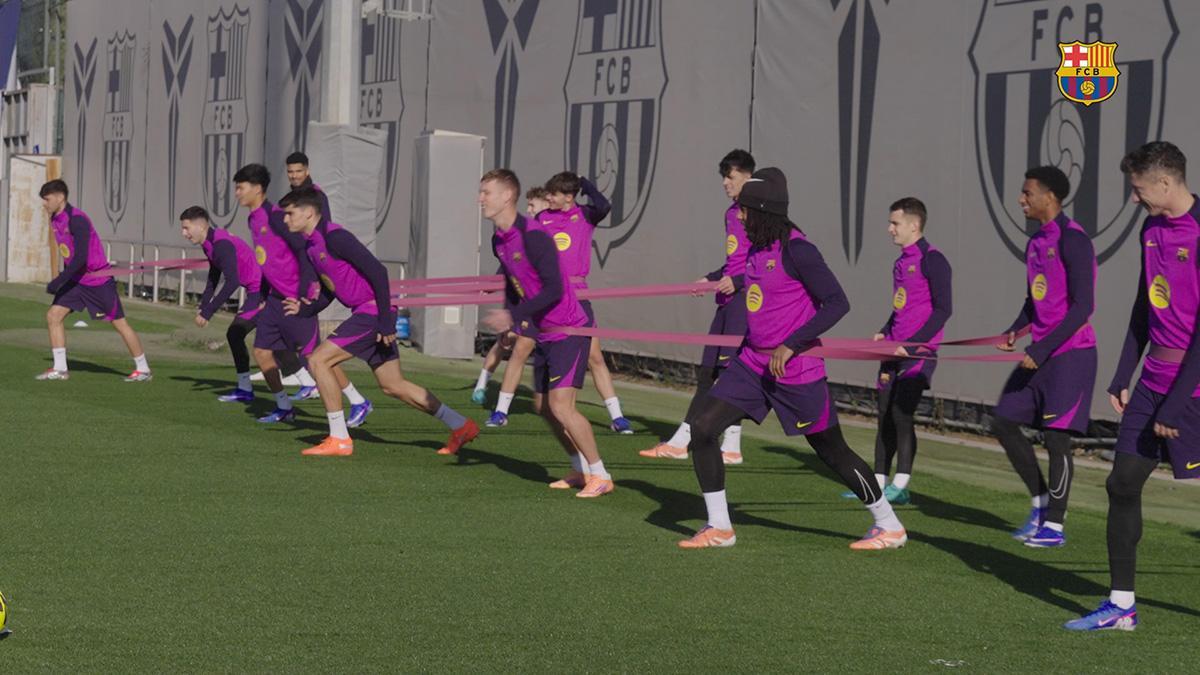 El Barça prepara el derbi con Olmo acelerando para entrar en la convocatoria