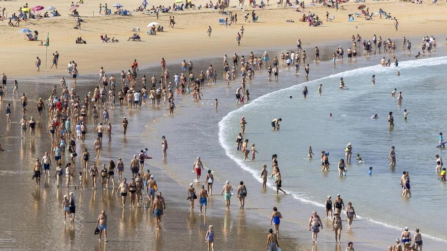 España roza los 50 millones de habitantes con 10,2 millones de personas nacidas fuera
