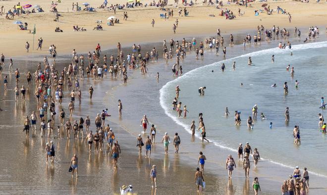 España roza los 50 millones de habitantes con 10,2 millones de personas nacidas fuera