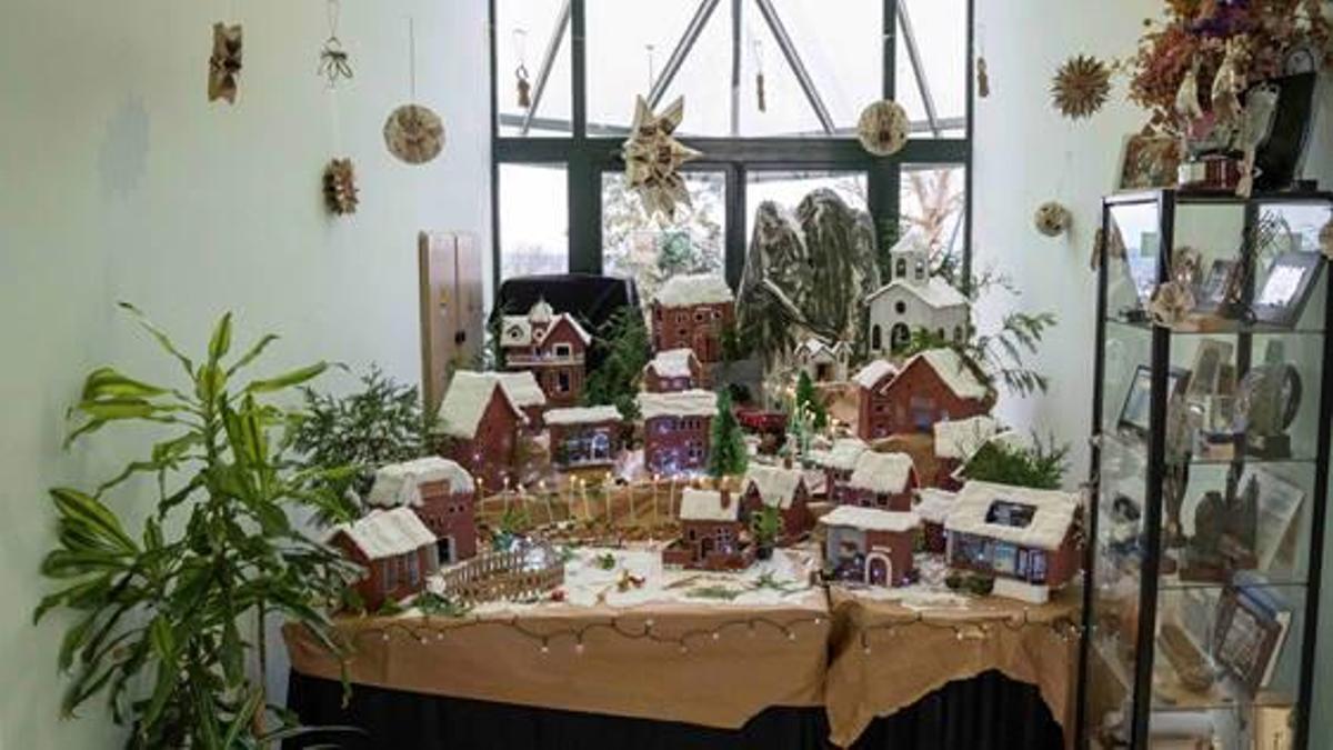 Uno de los adornos de los centros sociales.