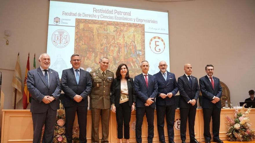 La Facultad de Derecho y Ciencias Económicas y Empresariales celebra el día de San Raimundo de Peñafort y San Vicente Ferrer