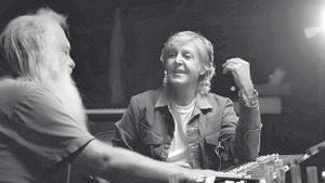 El productor musical Rick Rubin y Paul McCartney