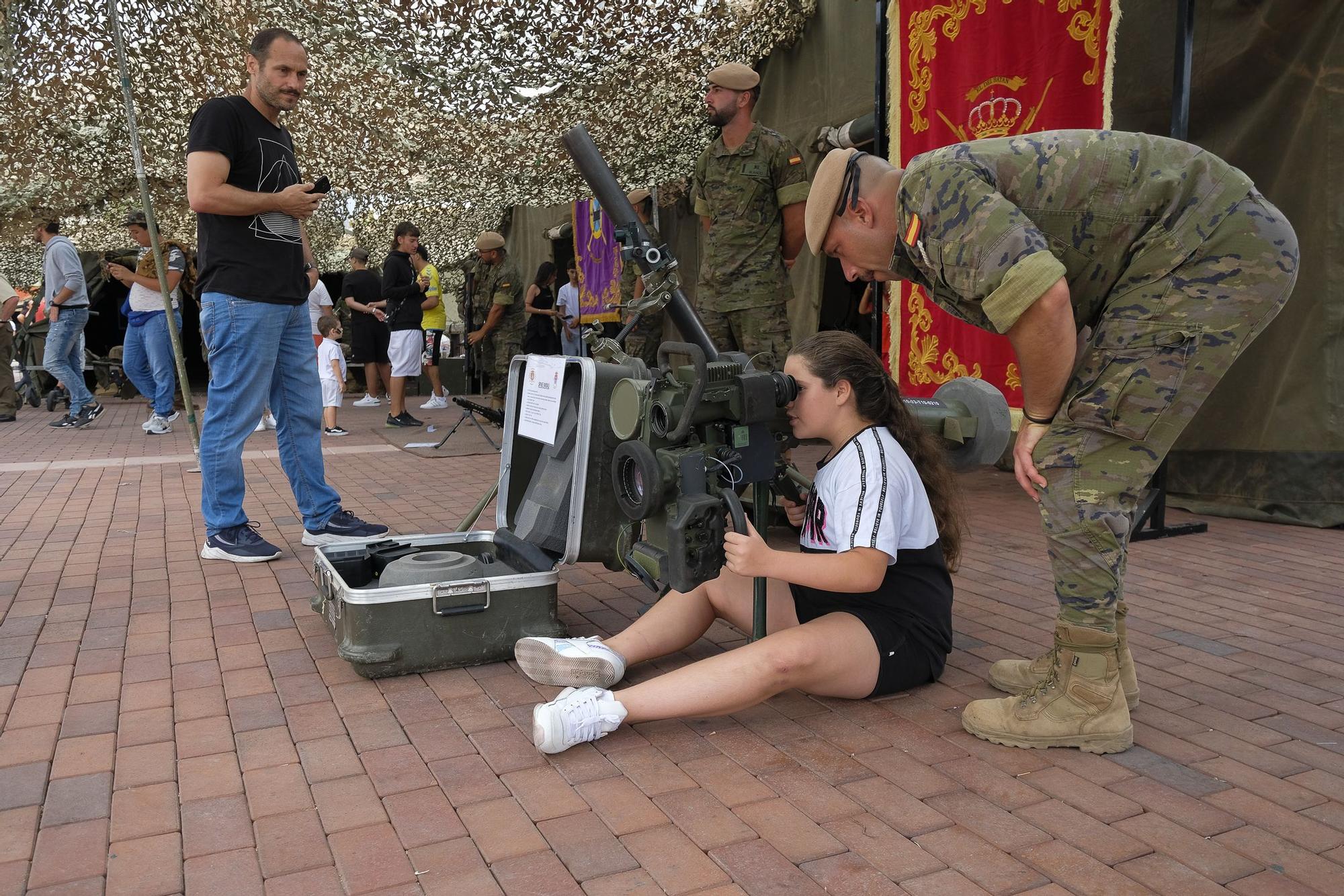 Celebración del Día de las Fuerzas Armadas en Las Palmas de Gran Canaria