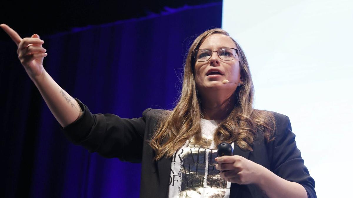 La experta en 
Neuroeducación María 
Couso impartió la primera de 
las conferencias.  | // A. VILLAR