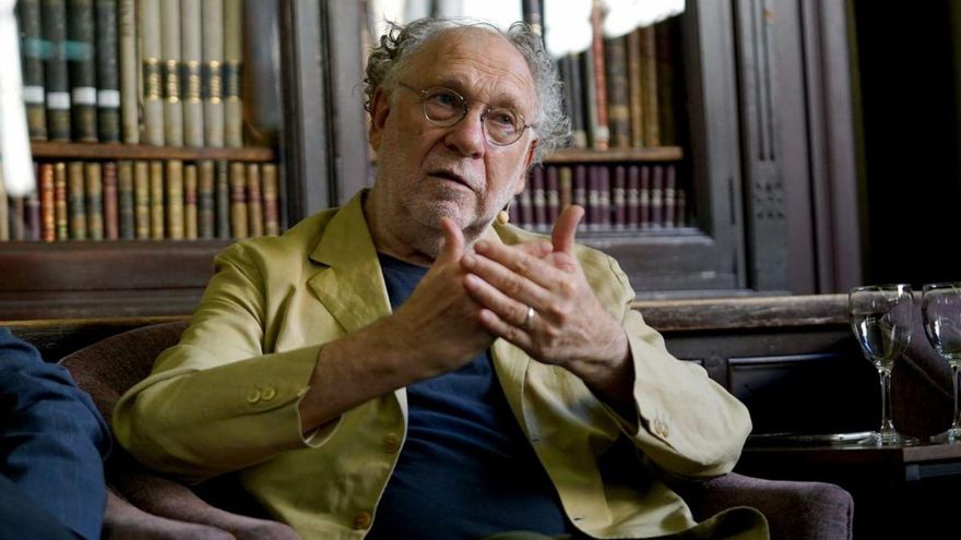 Ernesto Ekaizer.