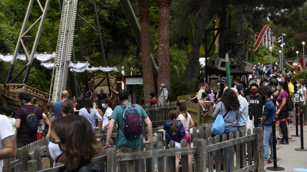 El Tibidabo reobre amb errors d’organització