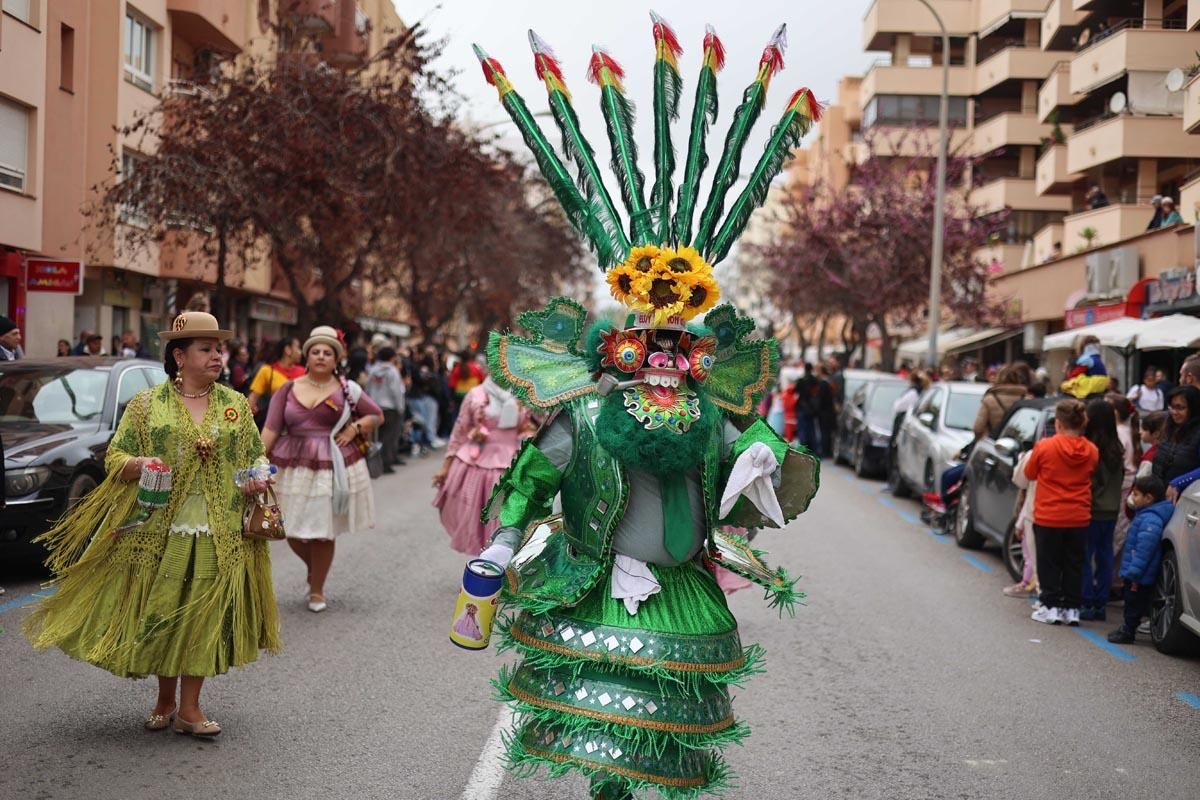 Búscate en las imágenes de la rúa de Carnaval de Ibiza