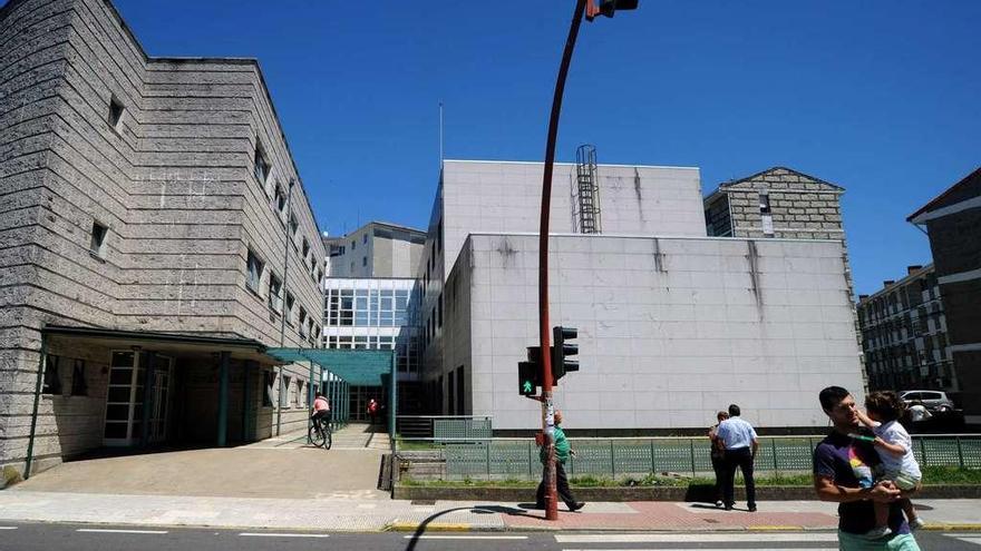 El centro médico de atención primaria en el Concello de Vilagarcía de Arousa. // Iñaki Abella