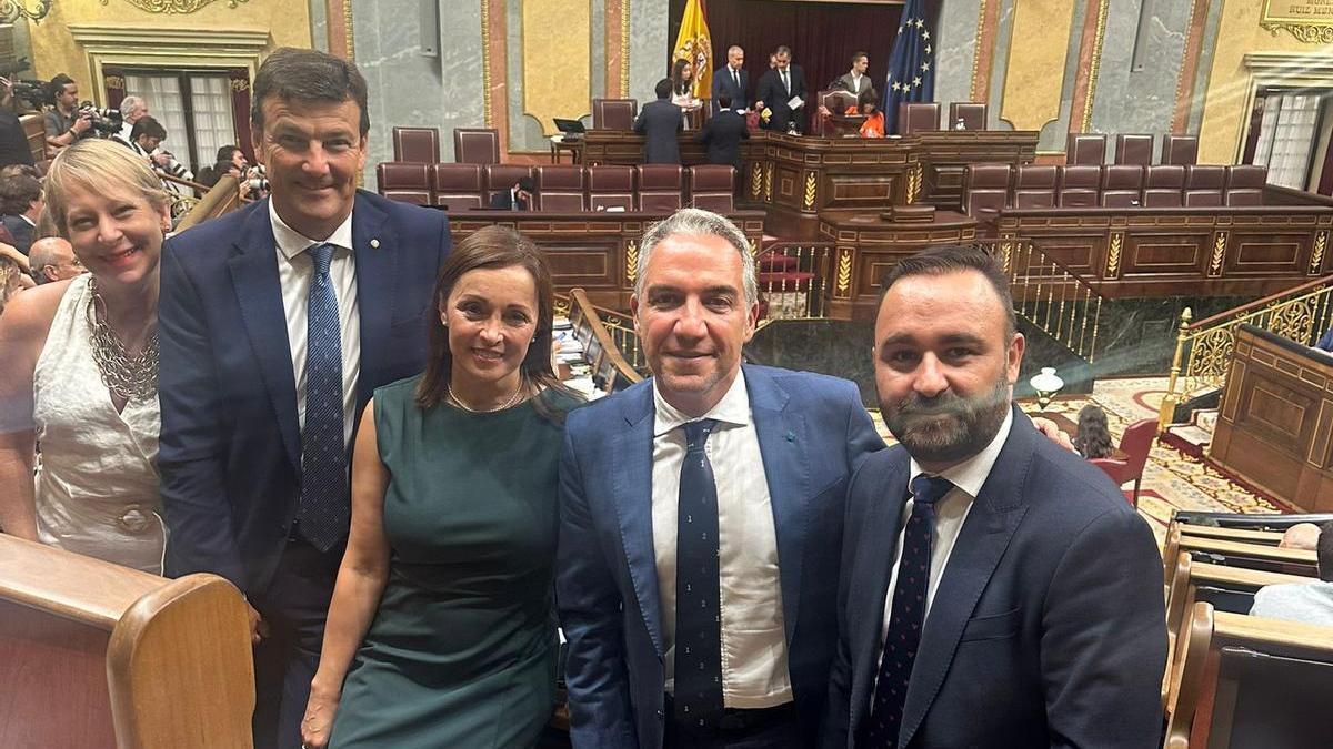 Los cinco diputados malagueños del PP.