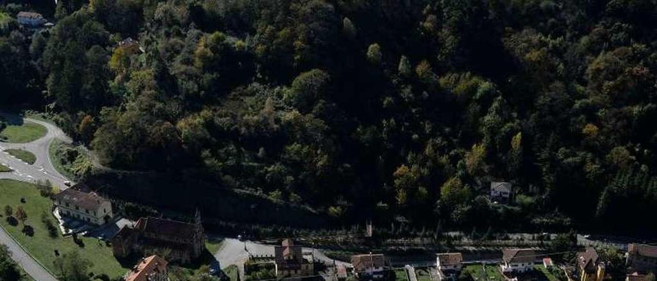 Vista aérea del entorno de Bustiello.