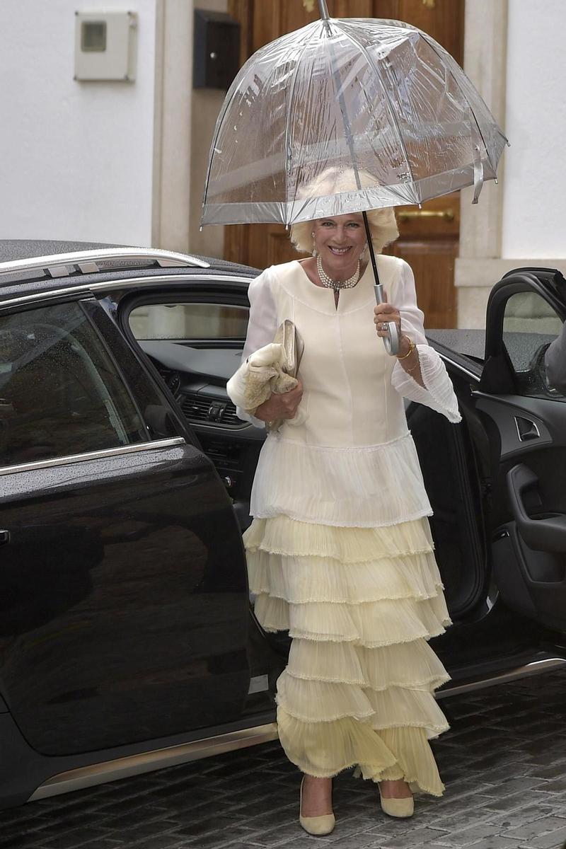 La duquesa Camilla de Cornuall en su llegada a la ceremonia