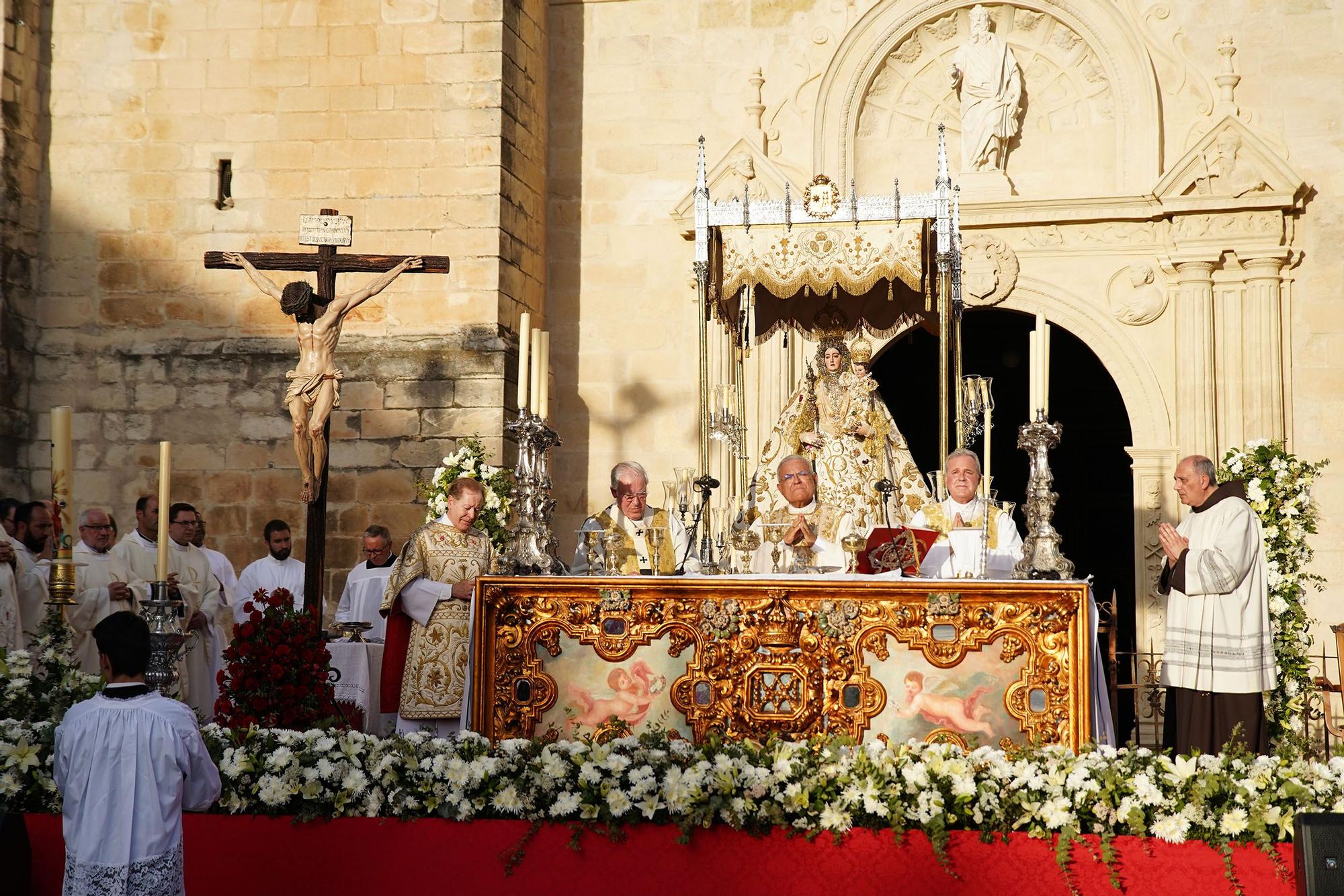 LXXV Aniversario de la coronación canónica de la Virgen de Araceli de Lucena