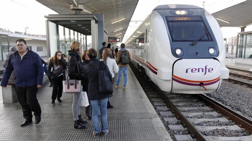 RestabIerta la circulació ferroviària als túnels de Barcelona