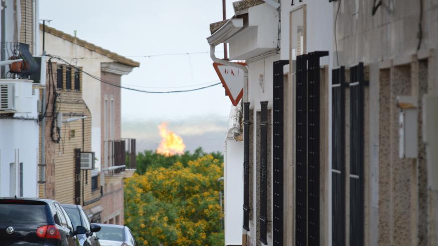 Medio Ambiente asegura que el gas emanado no contamina el aire de Fuente Carreteros