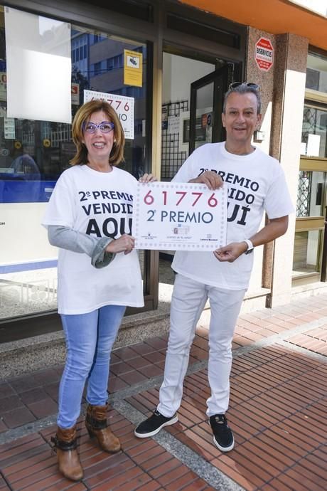 LAS PALMAS DE GRAN CANARIA 06-01-2019 LAS PALMAS DE GRAN CANARIA. Segundo Premio de la Loteria de El Niño en la Administración nº 36 del Barrio de La Feria y la Administración nº 22 de la calle Tenerife, en la foto la Adminsitración nº 22 de la calle Tenerife.  FOTOS: JUAN CASTRO