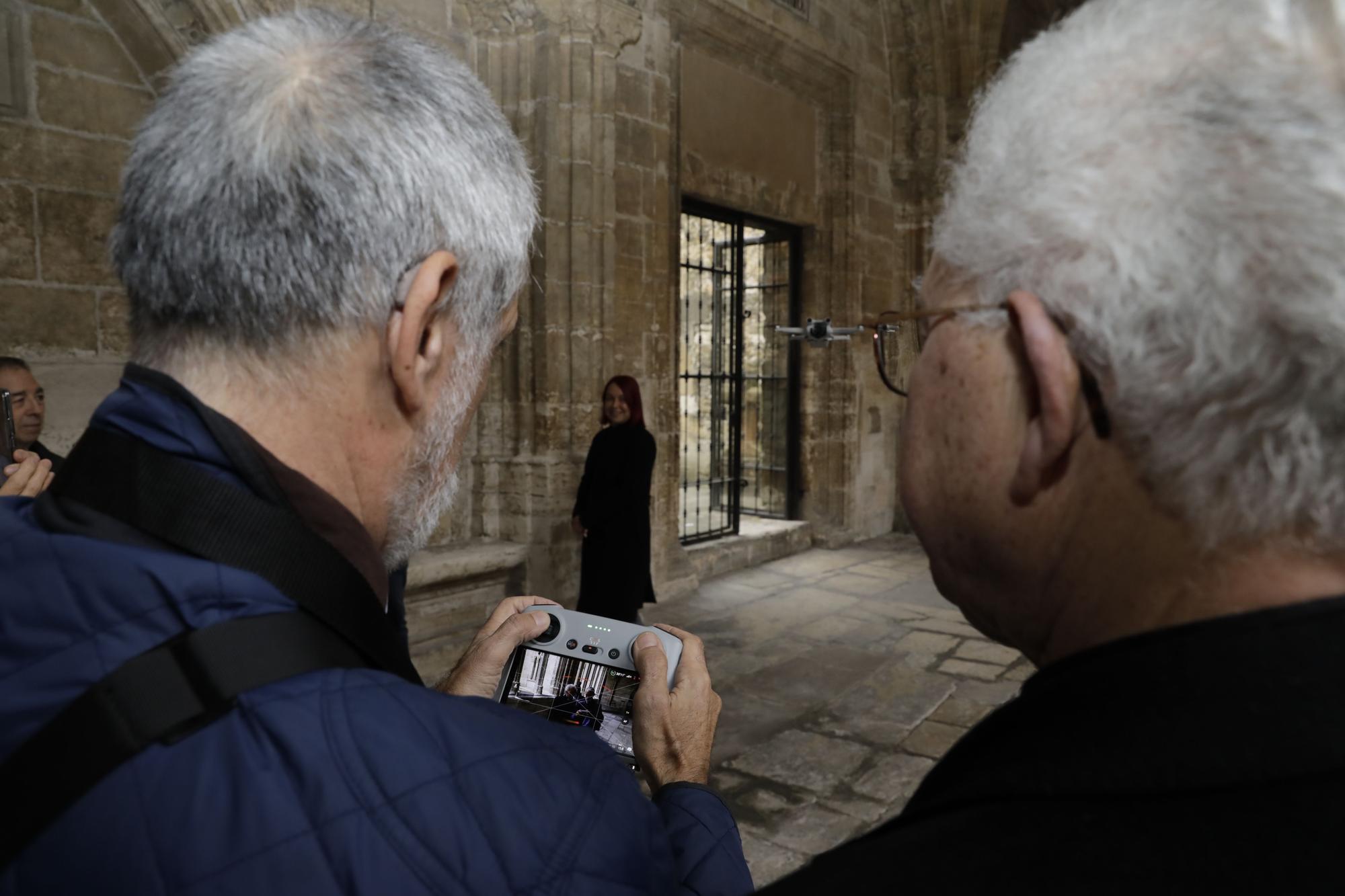 Drones volando en la Catedral de Oviedo: Iñaki Terán graba vídeos inéditos en el templo