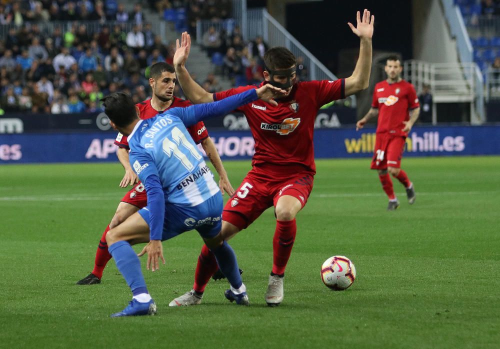 El Málaga se adelantó, perdonó y desapareció en una segunda mitad donde vio como el Osasuna remontaba para llevarse el choque