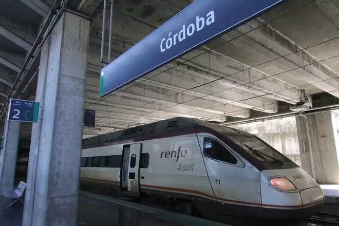 Renfe suprime los trenes Avant en Córdoba y en toda Andalucía este fin de semana al completo