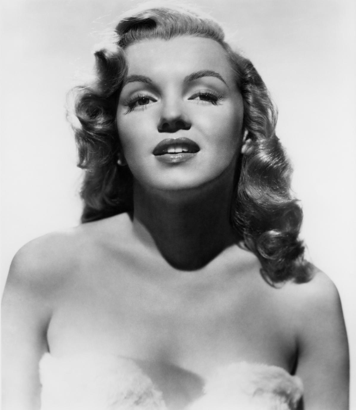 Monroe, Marilyn (Love Happy)_02.jpg