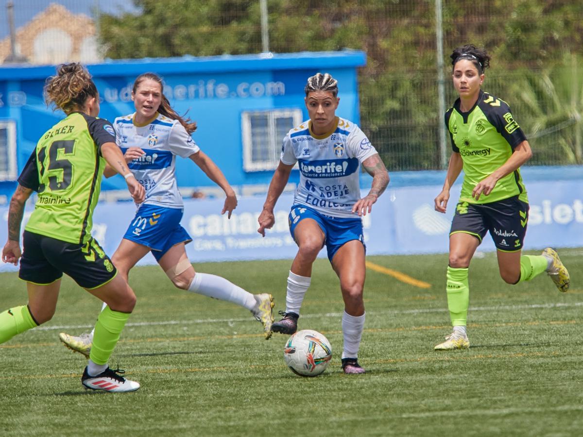 María José Pérez, durante el duelo.