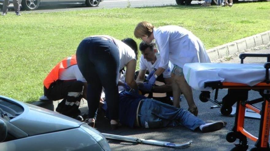 Un varón de 55 años resulta herido al ser atropellado en la avenida Alonso Martín