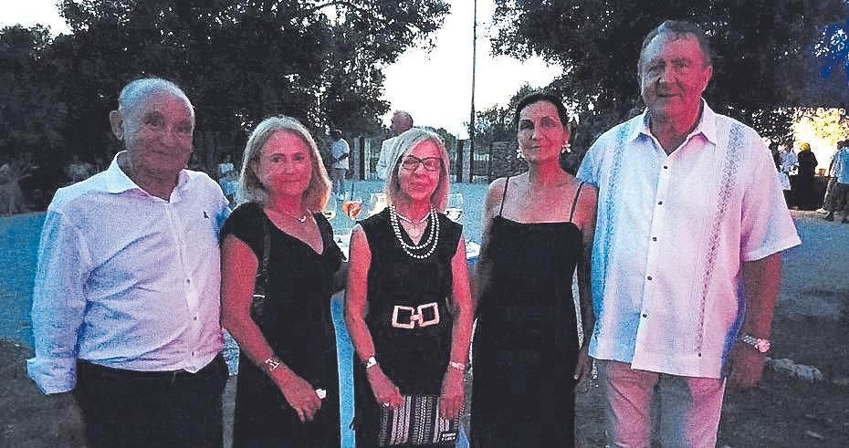 Francisco Martorell,Pilar Gay, Magdalena Ripoll,Tonina Bestard y Ramn Servalls.jpg