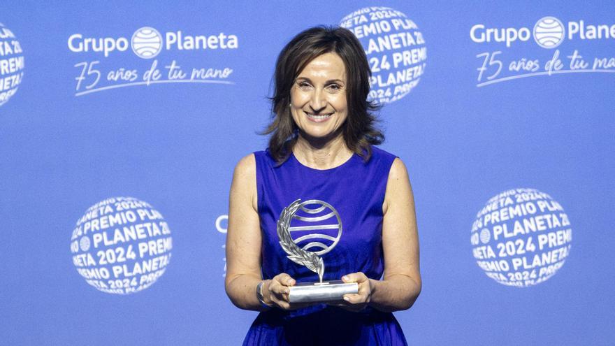 Paloma Sánchez-Garnica durante la Gala de entrega del 73 premio Planeta de Novela, en el Museu Nacional d'Art de Barcelona (MNAC), el 15 de octubre de 2024.
