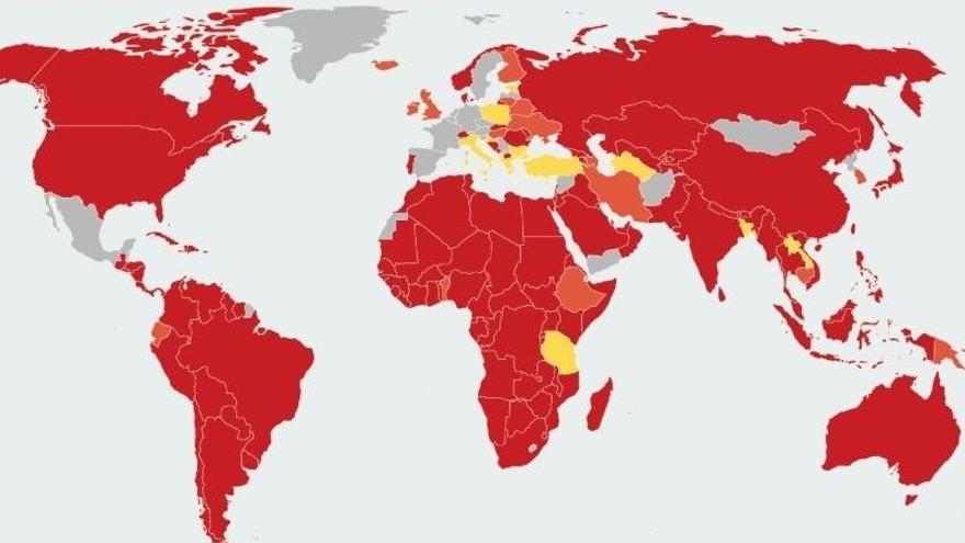 Más de 130 países prohíben la entrada de españoles