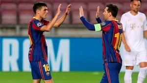 Pedri celebra con Messi un gol de esta temporada