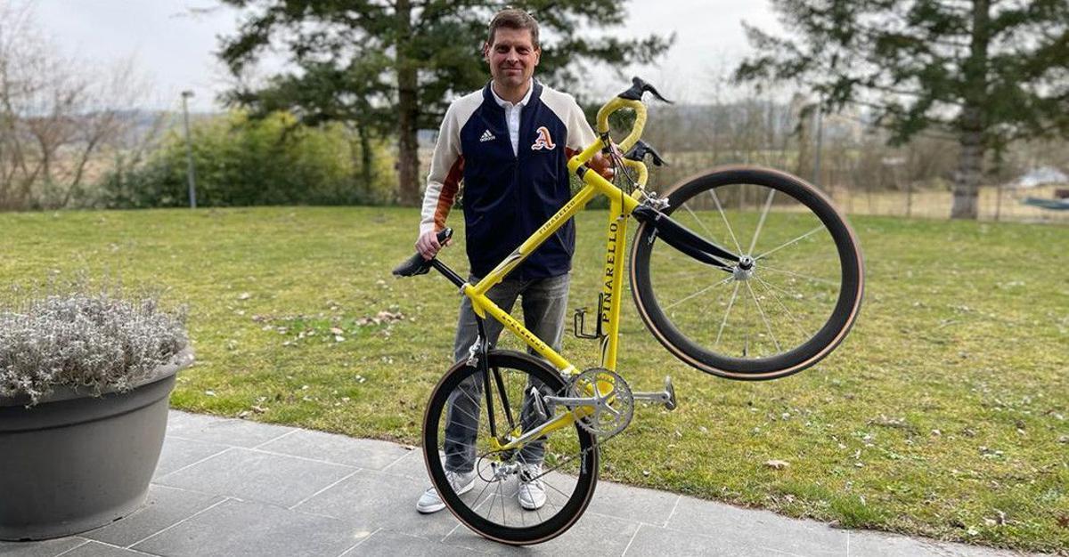 Ullrich recapta 40.100 euros per a Ucraïna venent la seva bici