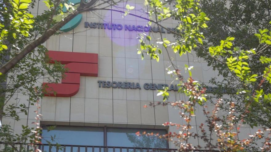 El aumento de la base de cotización fuerza a 55.000 autónomos de Alicante a pagar 135 euros más al mes este año