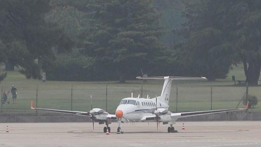 Una aeronave en Peinador. // R. Grobas