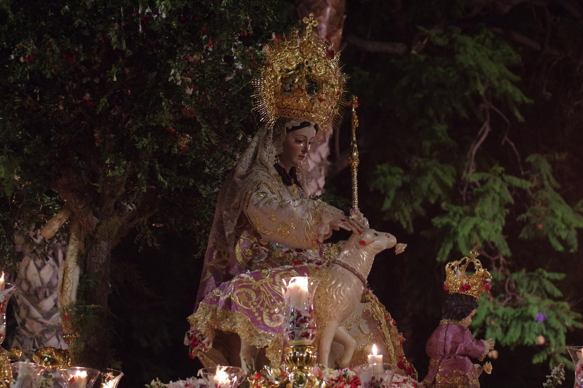 La procesión de la Divina Pastora por su Coronación Canónica, en imágenes